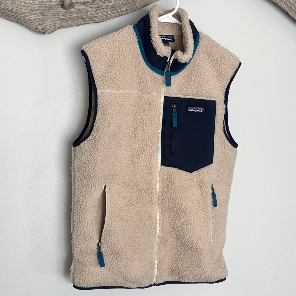 Patagonia Men’s Classic Retro-X Fleece Vest